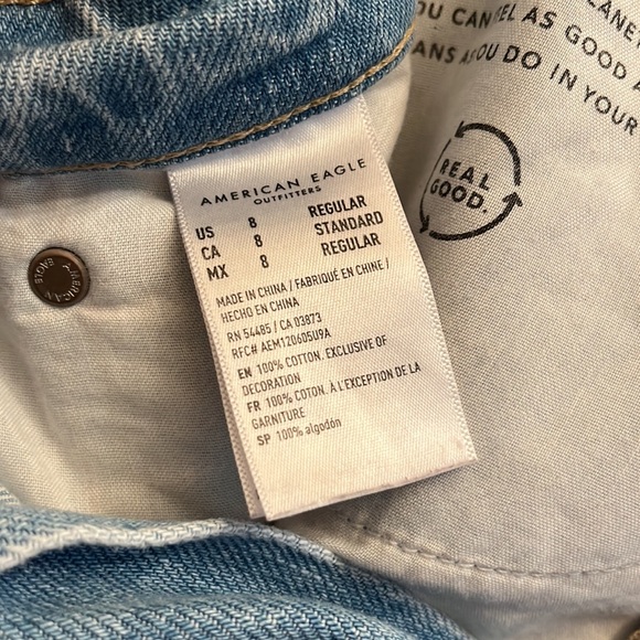 American Eagle Curve Flare Mom Jeans - Picture 6 of 8